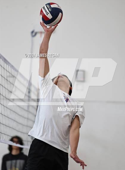 Thumbnail 1 in Fremont vs. Hillsdale (Days and Knights Tournament) photogallery.