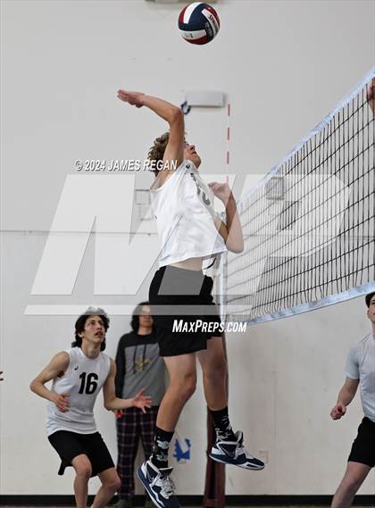 Thumbnail 2 in Fremont vs. Hillsdale (Days and Knights Tournament) photogallery.