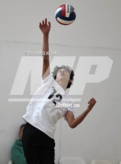 Thumbnail 3 in Fremont vs. Hillsdale (Days and Knights Tournament) photogallery.