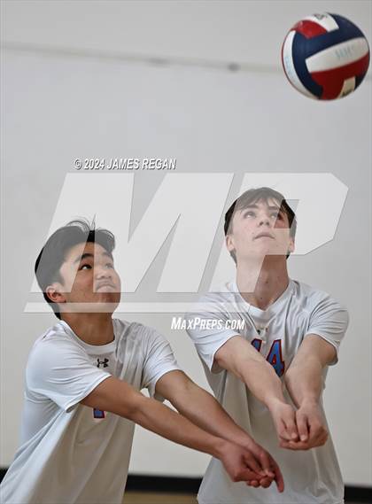Thumbnail 3 in Fremont vs. Hillsdale (Days and Knights Tournament) photogallery.