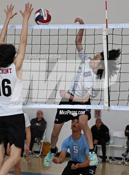 Thumbnail 2 in Fremont vs. Hillsdale (Days and Knights Tournament) photogallery.