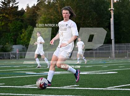 Thumbnail 3 in Puyallup @ Newport - Bellevue (WIAA 4A Quarterfinals) photogallery.