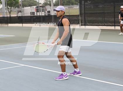 Thumbnail 1 in UIL 4A Tennis Boys and Mixed Doubles Finals photogallery.