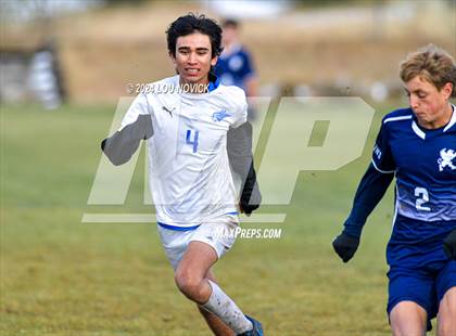 Thumbnail 3 in Bosque vs. Santa Fe Prep (NMAA A-3A Semifinals) photogallery.