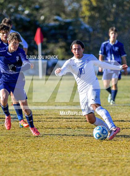 Thumbnail 3 in Bosque vs. Santa Fe Prep (NMAA A-3A Semifinals) photogallery.