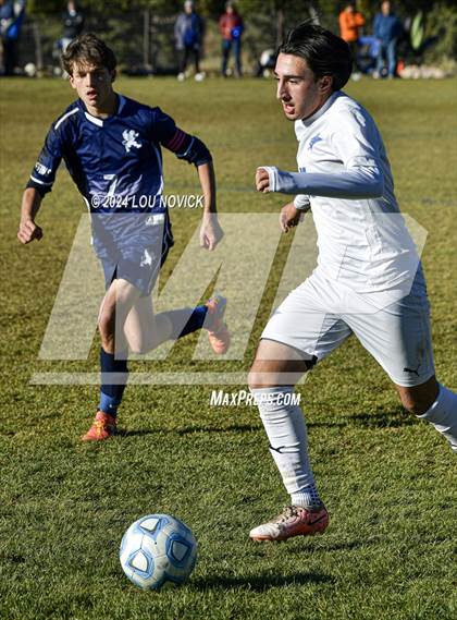 Thumbnail 3 in Bosque vs. Santa Fe Prep (NMAA A-3A Semifinals) photogallery.