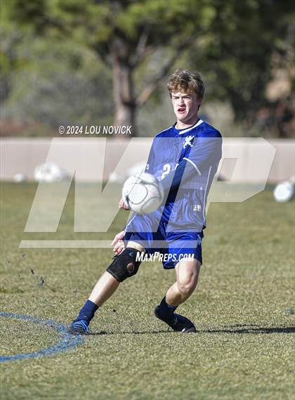 Thumbnail 2 in Bosque vs. Santa Fe Prep (NMAA A-3A Semifinals) photogallery.
