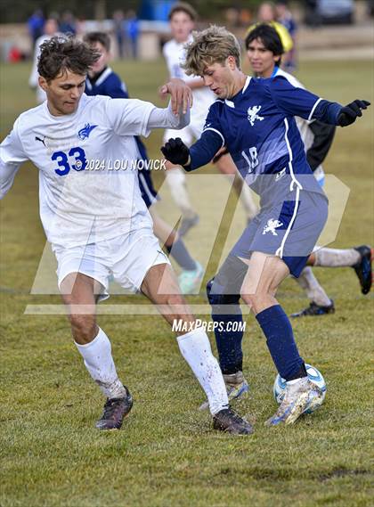 Thumbnail 2 in Bosque vs. Santa Fe Prep (NMAA A-3A Semifinals) photogallery.