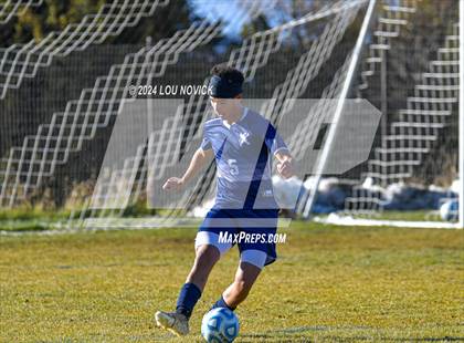 Thumbnail 1 in Bosque vs. Santa Fe Prep (NMAA A-3A Semifinals) photogallery.