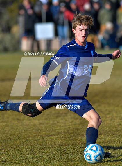 Thumbnail 2 in Bosque vs. Santa Fe Prep (NMAA A-3A Semifinals) photogallery.