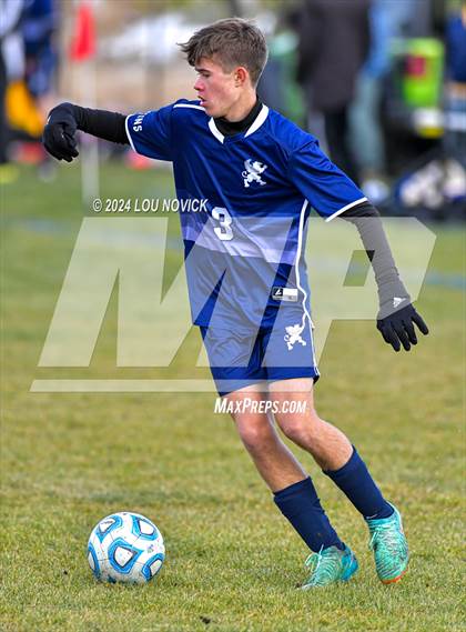 Thumbnail 2 in Bosque vs. Santa Fe Prep (NMAA A-3A Semifinals) photogallery.
