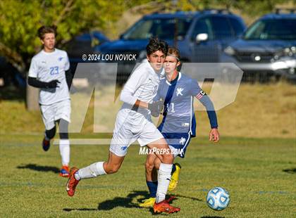 Thumbnail 3 in Bosque vs. Santa Fe Prep (NMAA A-3A Semifinals) photogallery.