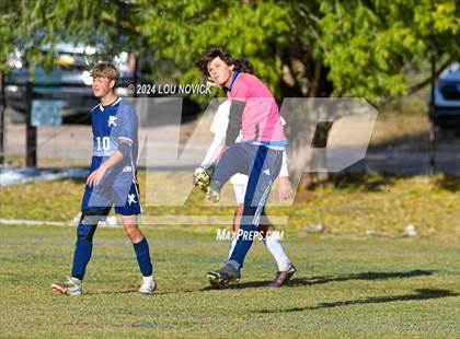 Thumbnail 3 in Bosque vs. Santa Fe Prep (NMAA A-3A Semifinals) photogallery.