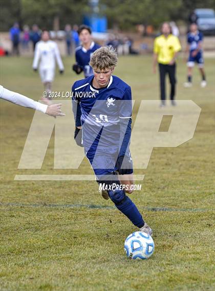 Thumbnail 3 in Bosque vs. Santa Fe Prep (NMAA A-3A Semifinals) photogallery.