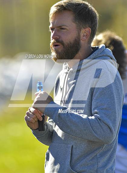 Thumbnail 1 in Bosque vs. Santa Fe Prep (NMAA A-3A Semifinals) photogallery.