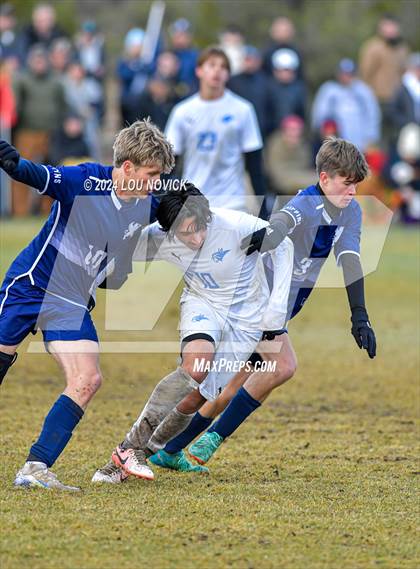 Thumbnail 3 in Bosque vs. Santa Fe Prep (NMAA A-3A Semifinals) photogallery.