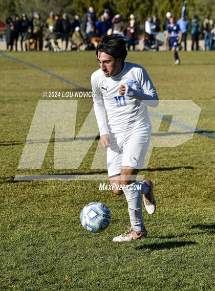 Thumbnail 1 in Bosque vs. Santa Fe Prep (NMAA A-3A Semifinals) photogallery.
