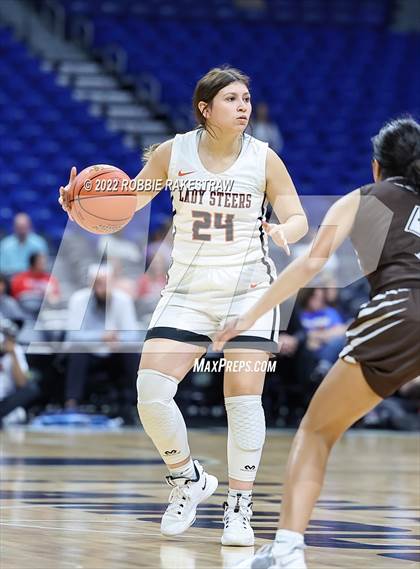 Thumbnail 3 in Robert Lee vs. Sands (UIL 1A State Final) photogallery.