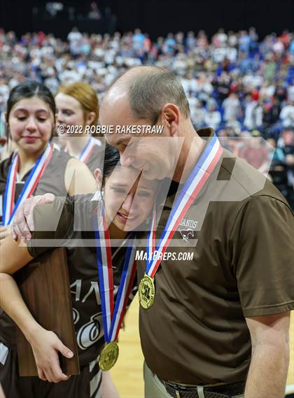 Thumbnail 3 in Robert Lee vs. Sands (UIL 1A State Final) photogallery.
