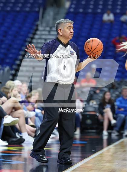 Thumbnail 3 in Robert Lee vs. Sands (UIL 1A State Final) photogallery.