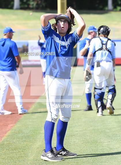 Thumbnail 2 in Northwest Christian vs. Valley Christian (AIA 3A Final) photogallery.