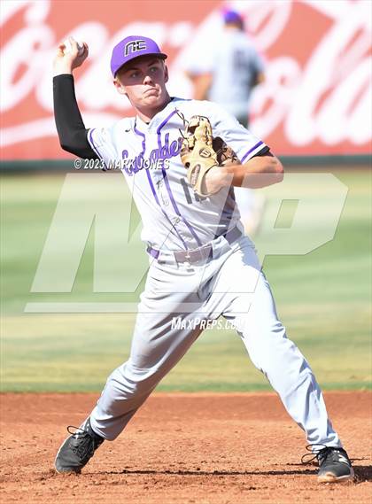 Thumbnail 1 in Northwest Christian vs. Valley Christian (AIA 3A Final) photogallery.