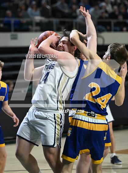 Thumbnail 3 in Notre Dame vs. Manchester (OHSAA DIV VII District Final) photogallery.