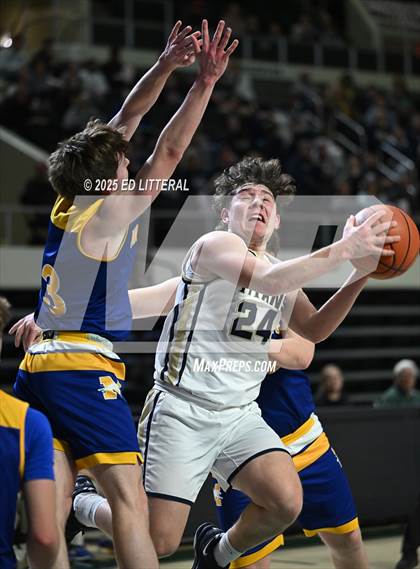 Thumbnail 3 in Notre Dame vs. Manchester (OHSAA DIV VII District Final) photogallery.