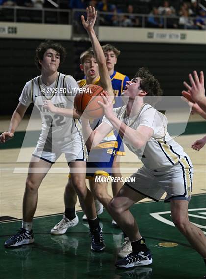 Thumbnail 3 in Notre Dame vs. Manchester (OHSAA DIV VII District Final) photogallery.