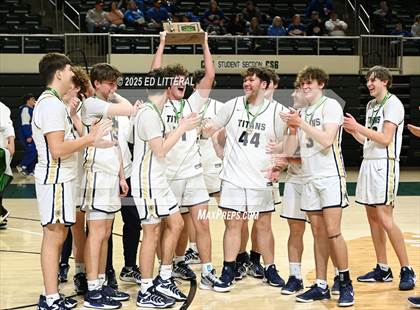 Thumbnail 1 in Notre Dame vs. Manchester (OHSAA DIV VII District Final) photogallery.