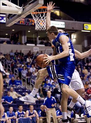 Thumbnail 1 in St. Xavier vs Loveland (Ohio D1 District Final) photogallery.