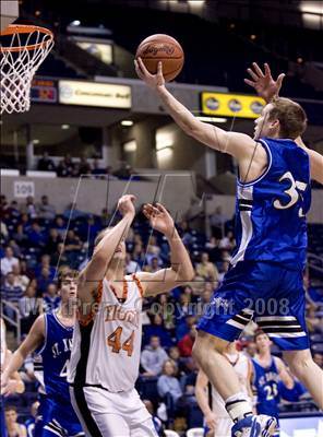 Thumbnail 1 in St. Xavier vs Loveland (Ohio D1 District Final) photogallery.