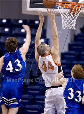Thumbnail 2 in St. Xavier vs Loveland (Ohio D1 District Final) photogallery.