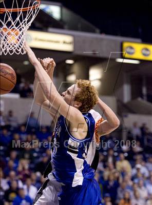 Thumbnail 2 in St. Xavier vs Loveland (Ohio D1 District Final) photogallery.