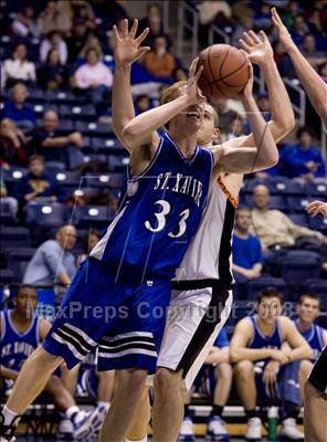 Thumbnail 2 in St. Xavier vs Loveland (Ohio D1 District Final) photogallery.