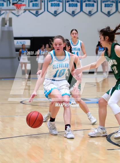 Thumbnail 1 in Rio Rancho @ Cleveland (NMAA 5A District Playoff) photogallery.