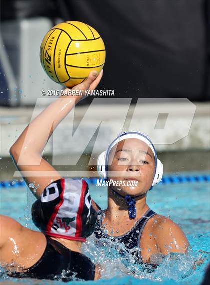 Thumbnail 2 in Soquel vs. Sacred Heart Prep (CIF CCS Division 2 Final) photogallery.