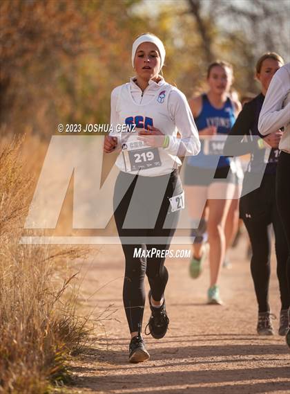 Thumbnail 2 in CHSAA 2A Cross Country Final photogallery.