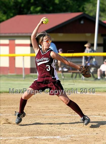 Thumbnail 3 in Karns City vs Cranberry (PIAA District 9 AA Semifinals) photogallery.