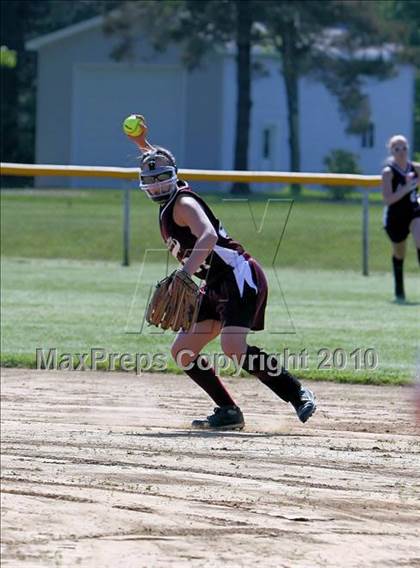 Thumbnail 2 in Karns City vs Cranberry (PIAA District 9 AA Semifinals) photogallery.