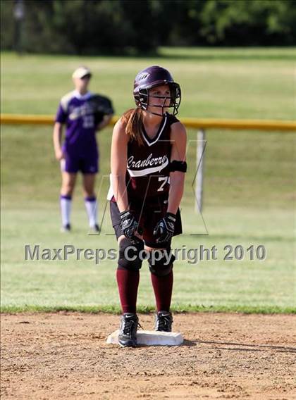 Thumbnail 2 in Karns City vs Cranberry (PIAA District 9 AA Semifinals) photogallery.