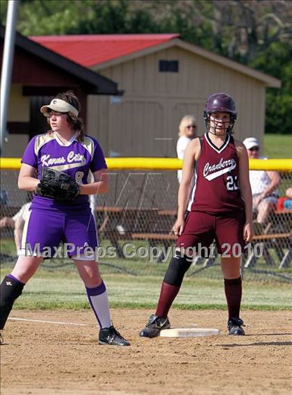 Thumbnail 3 in Karns City vs Cranberry (PIAA District 9 AA Semifinals) photogallery.