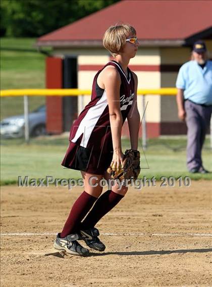 Thumbnail 1 in Karns City vs Cranberry (PIAA District 9 AA Semifinals) photogallery.