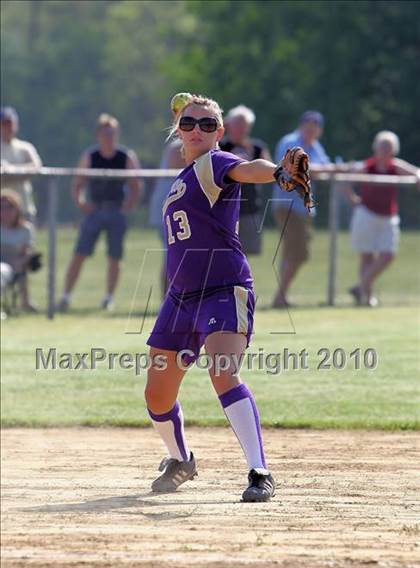 Thumbnail 2 in Karns City vs Cranberry (PIAA District 9 AA Semifinals) photogallery.