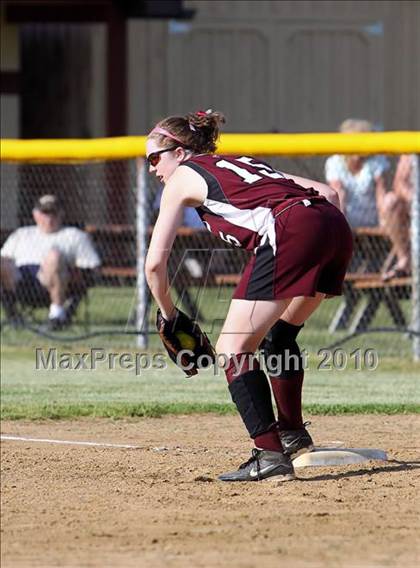 Thumbnail 3 in Karns City vs Cranberry (PIAA District 9 AA Semifinals) photogallery.