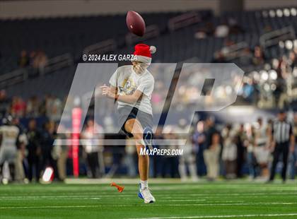 Thumbnail 3 in Woodville @ Gunter (UlL 3A Division II Football Final) photogallery.
