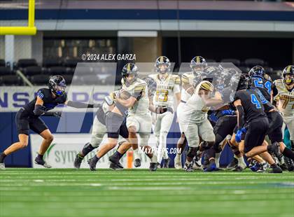 Thumbnail 2 in Woodville @ Gunter (UlL 3A Division II Football Final) photogallery.
