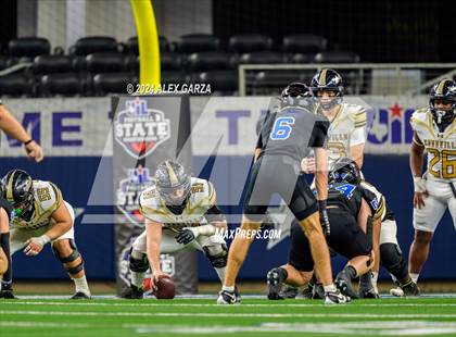 Thumbnail 3 in Woodville @ Gunter (UlL 3A Division II Football Final) photogallery.