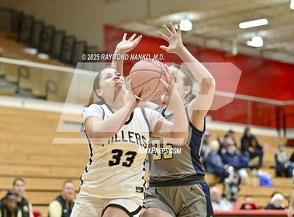 Thumbnail 2 in Noblesville vs Norwell photogallery.