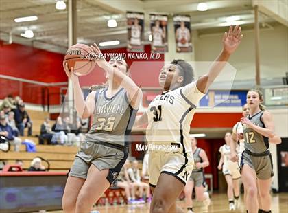 Thumbnail 1 in Noblesville vs Norwell photogallery.